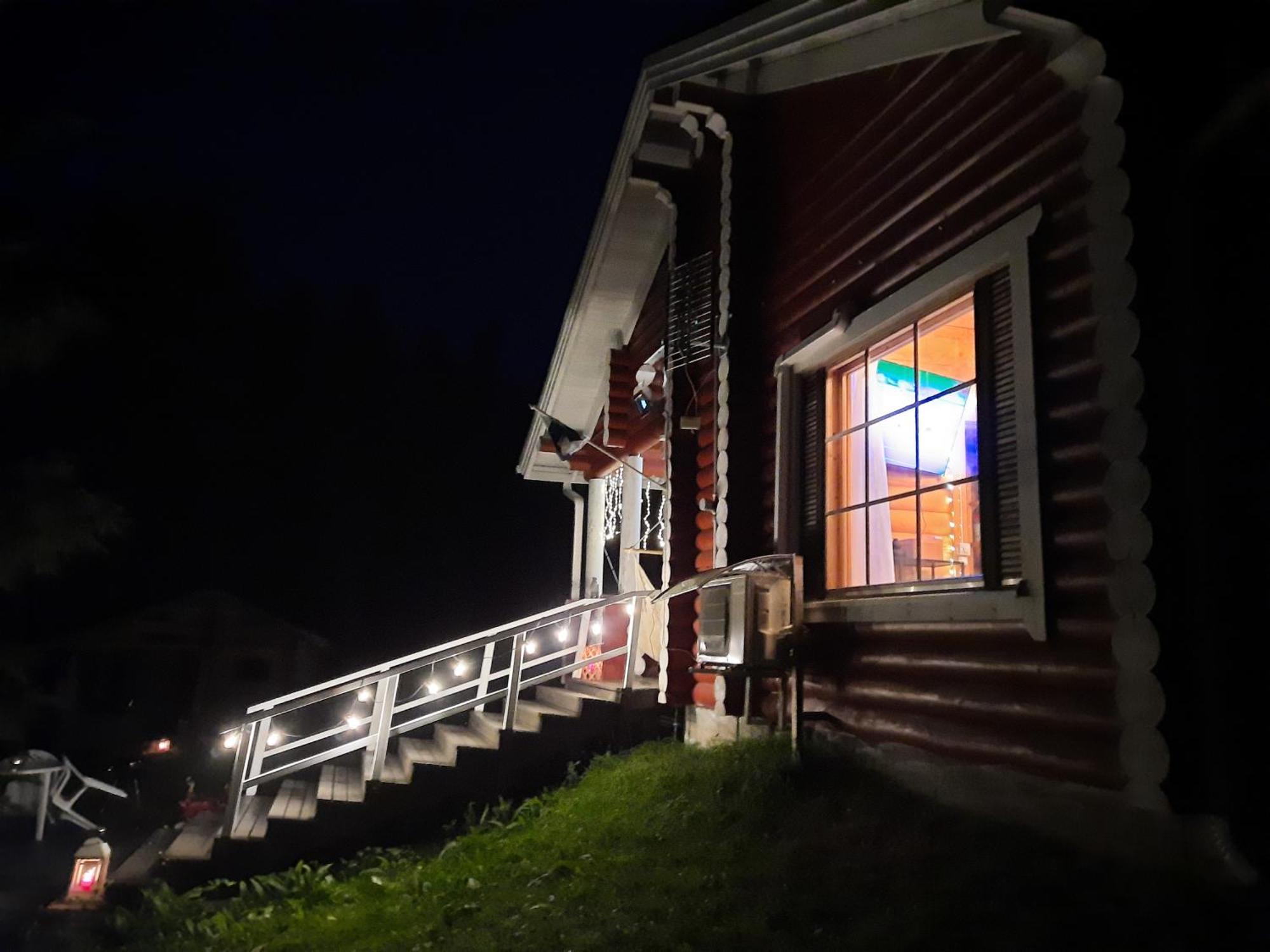 Lapin Villa Hiisi Joen Rannalla Ranua Exterior foto