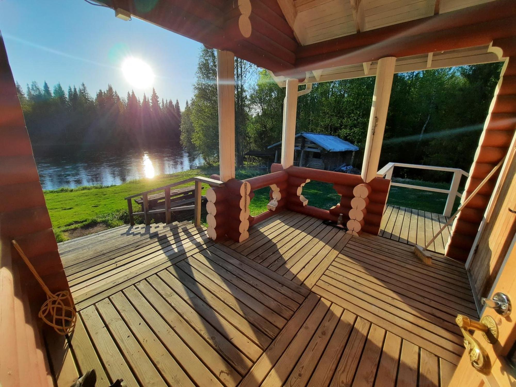 Lapin Villa Hiisi Joen Rannalla Ranua Exterior foto