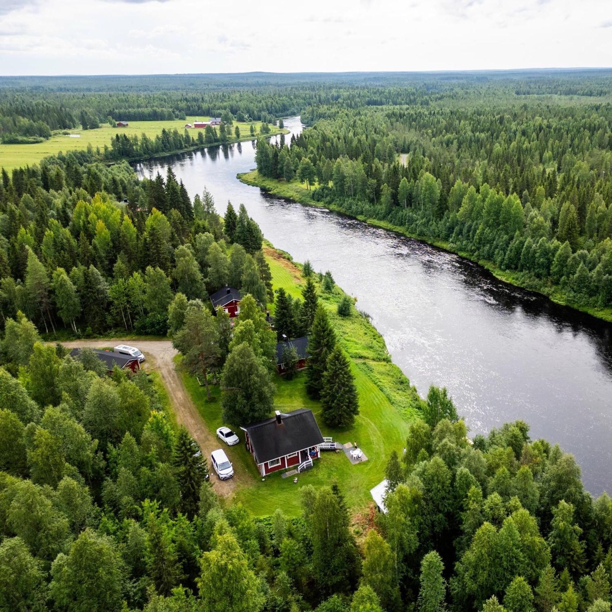Lapin Villa Hiisi Joen Rannalla Ranua Exterior foto